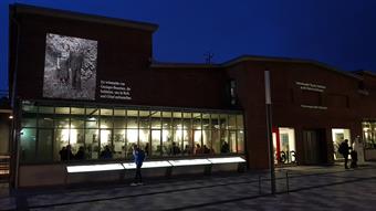 Lichter gegen Dunkelheit Campus Hochschule Düsseldorf